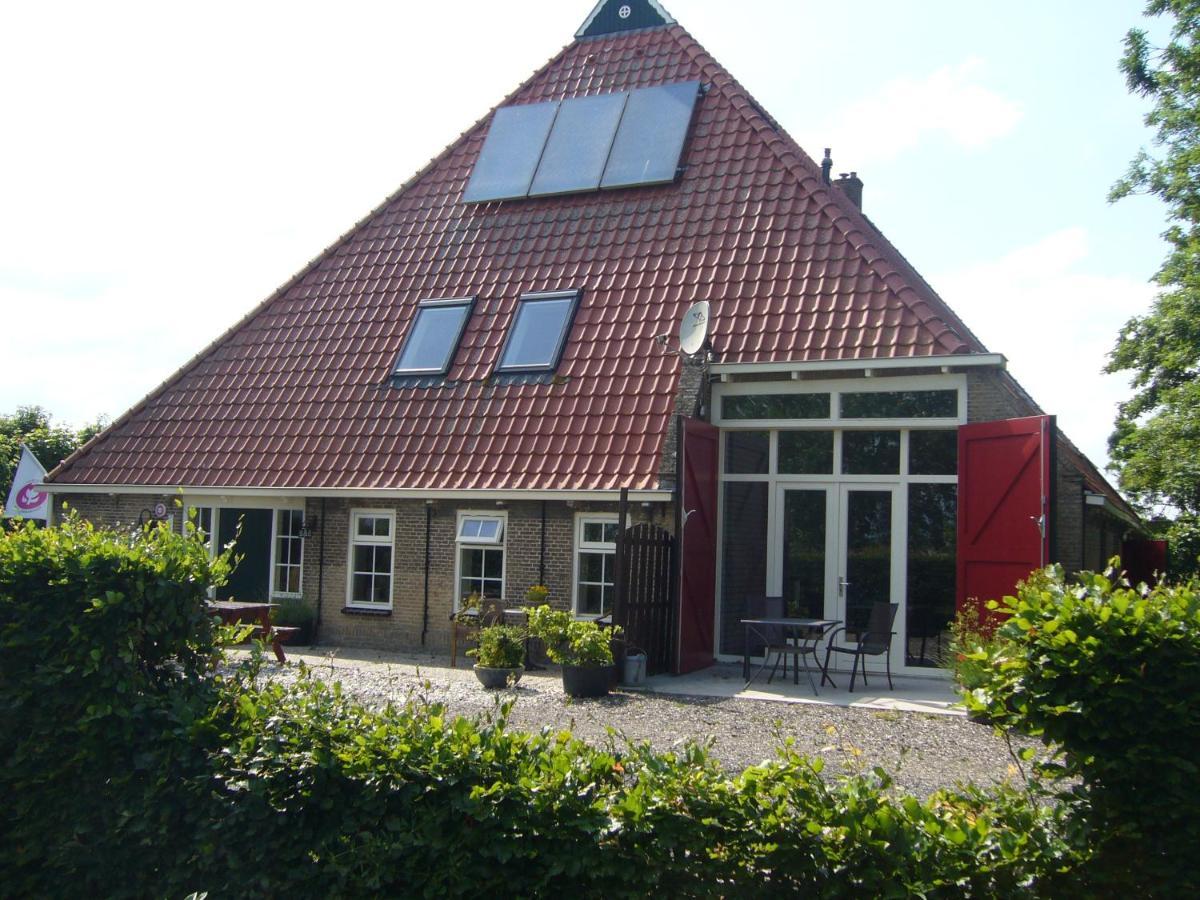 De Stjelp Pleats Acomodação com café da manhã Lemmer Exterior foto